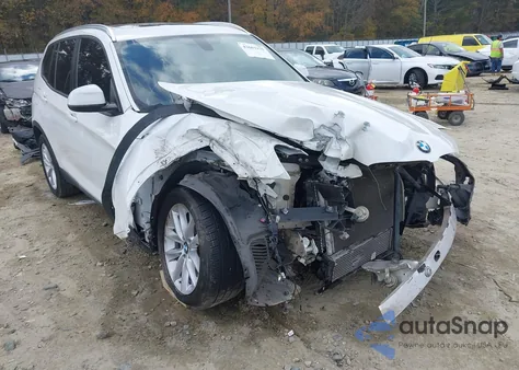 2015 BMW X3 xDrive28I z USA, uszkodzony, nr VIN 5UXWX9C54F0D58603